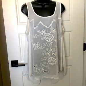 Torrid white chiffon tank